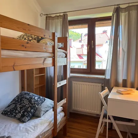 Daire Bb Ii Kolo Cerkwi Z Garazem Krynica Zdroj